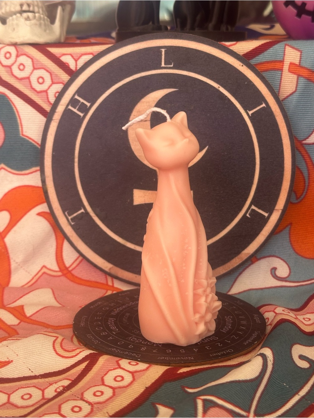 Peach Floral Cat Candle - Picture 4 of 8
